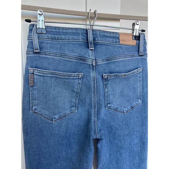 PAIGE  Women's Cindy Mel Jeans W/ Raw Destroyed Hem Denim, Size 26, Like New - Picture 7 of 9